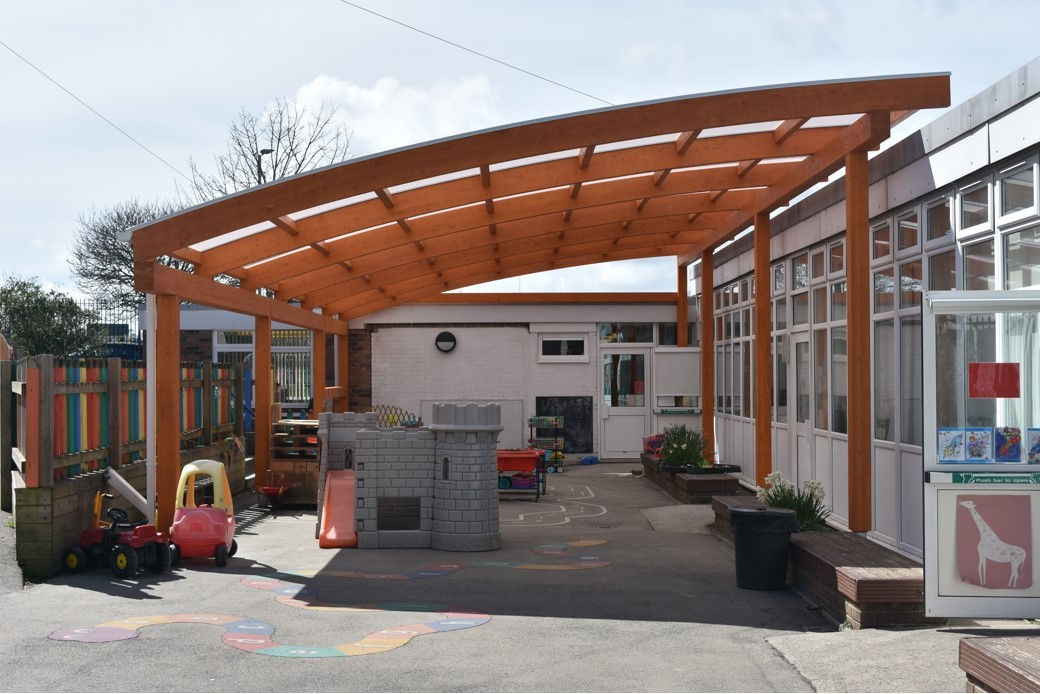 Montpelier Primary School – Wall Mounted Canopy