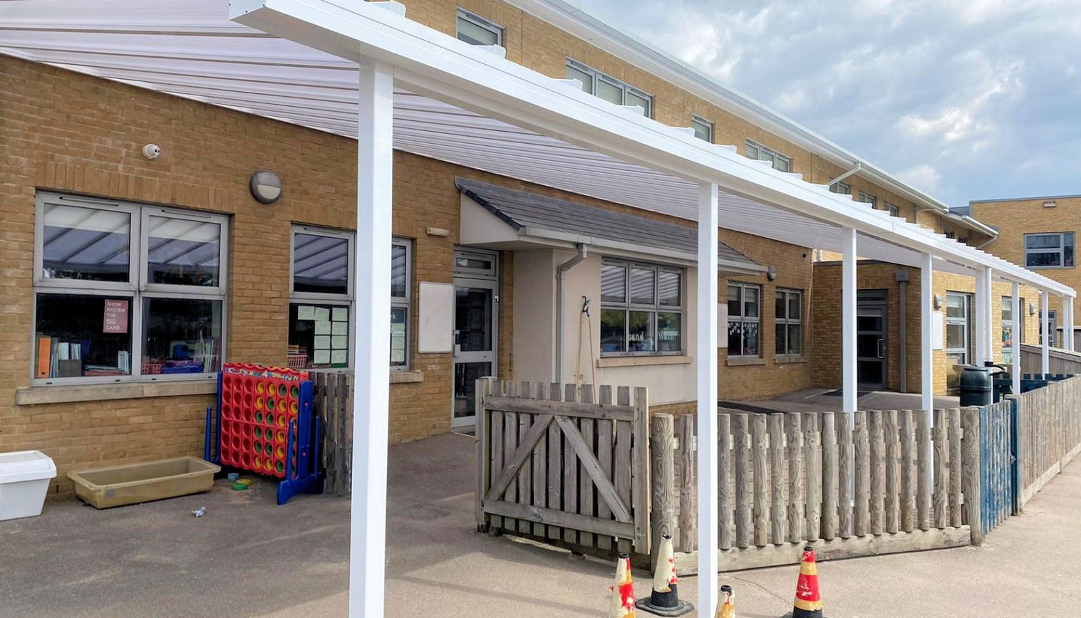 St Andrews CE Primary School – Wall Mounted Canopy