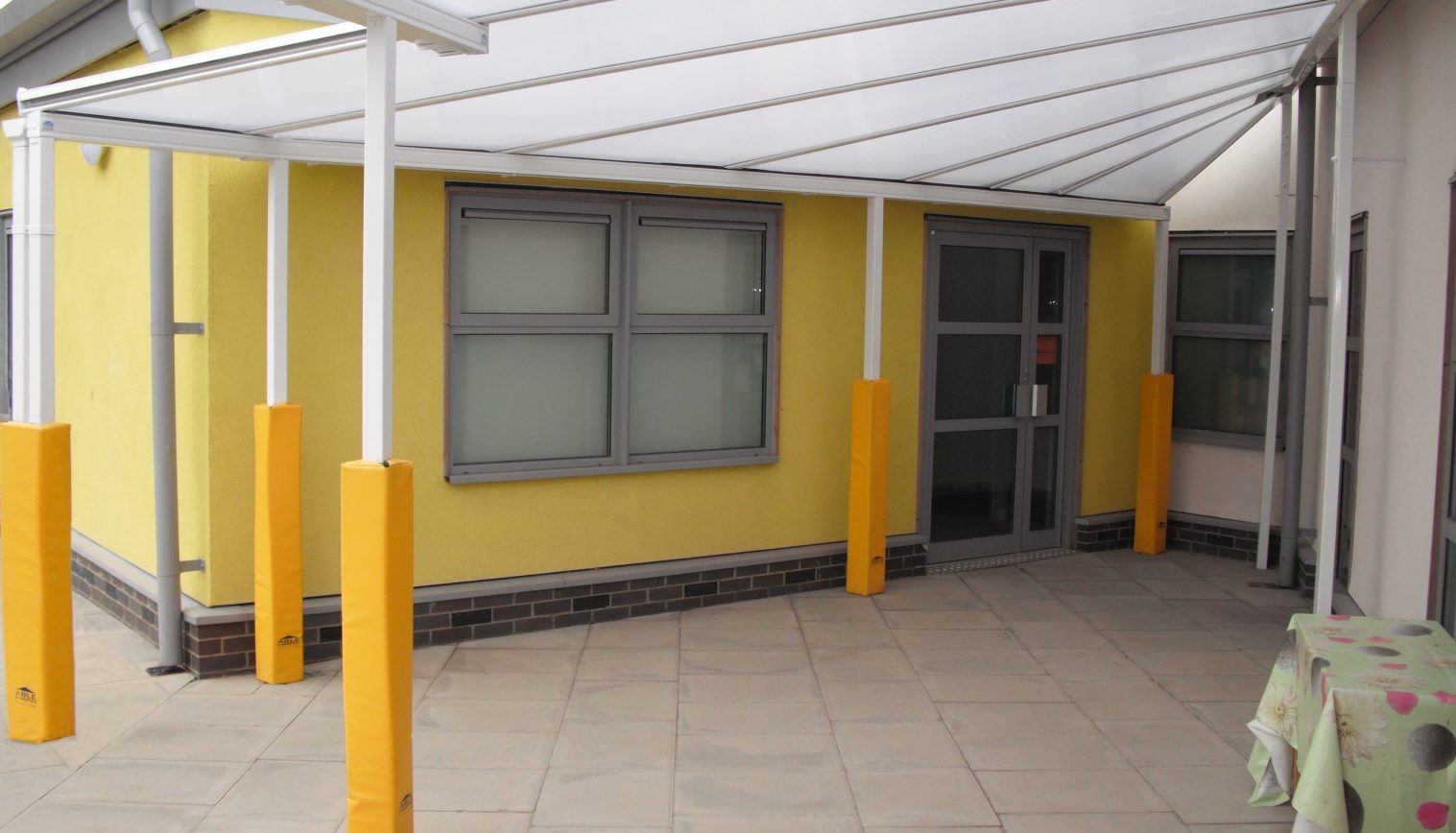 St Helen’s RC Primary School – Wall Mounted Canopy