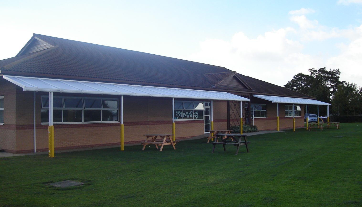 St Mary’s V C Lower School – Wall Mounted Canopies