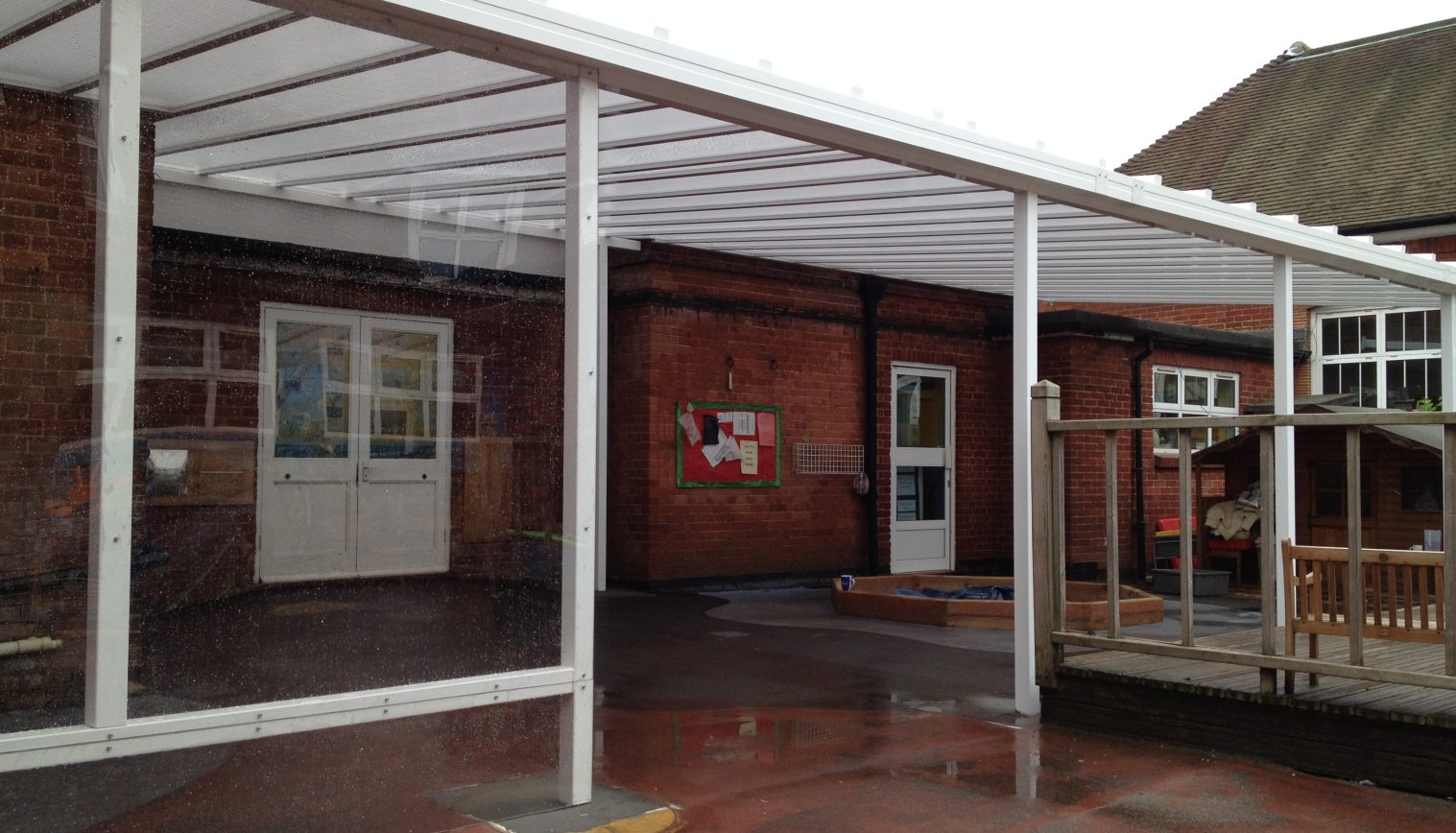 Stoughton Infant School – 2nd Wall Mounted Canopy