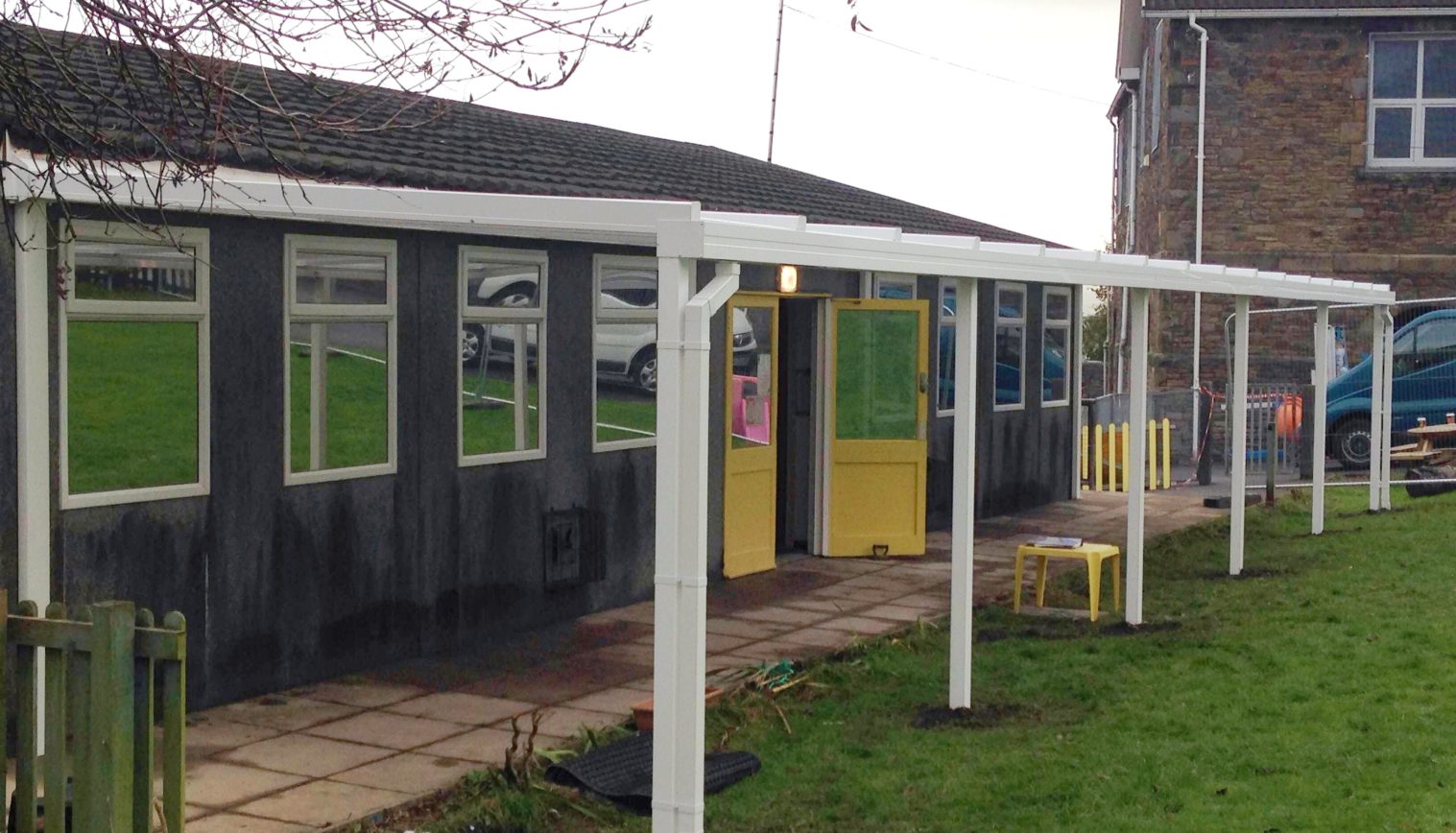 Tan-Y-Lan Primary School – Wall Mounted Canopy