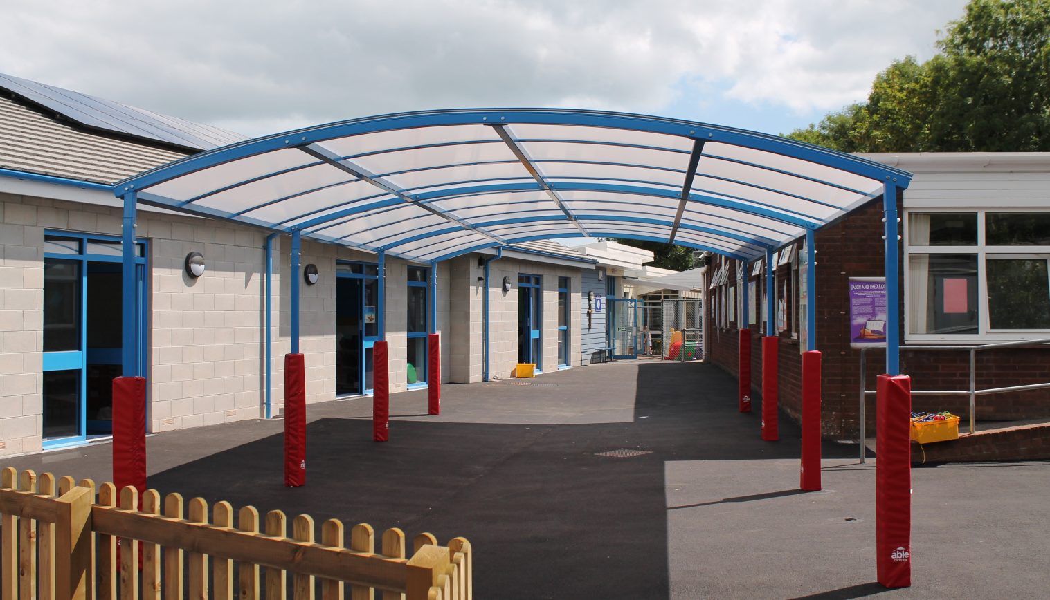 Torre Church of England Primary School – Welford Dome Junior Free Standing Canopy