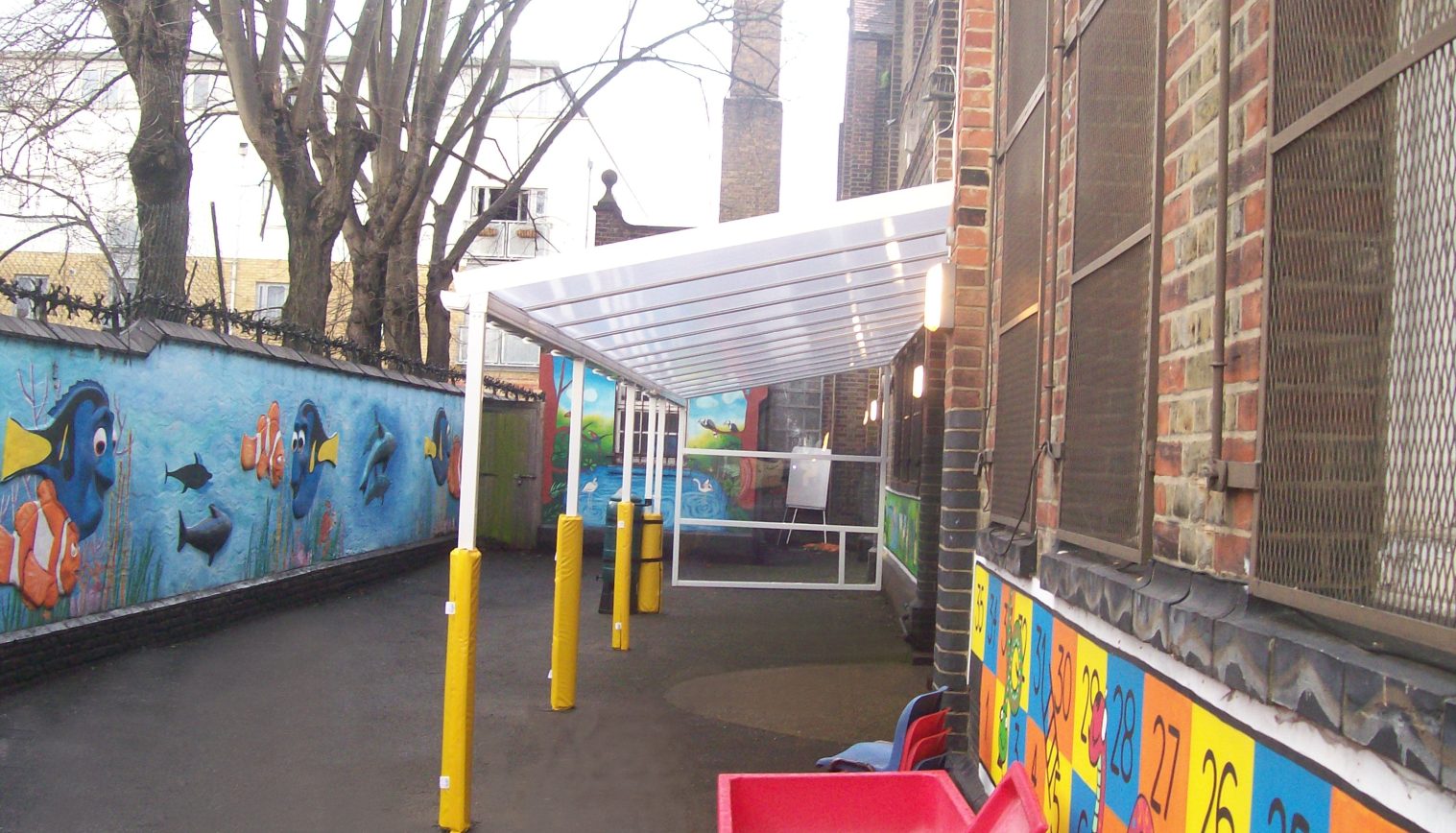 Upton Centre Pre-School – Wall Mounted Canopy