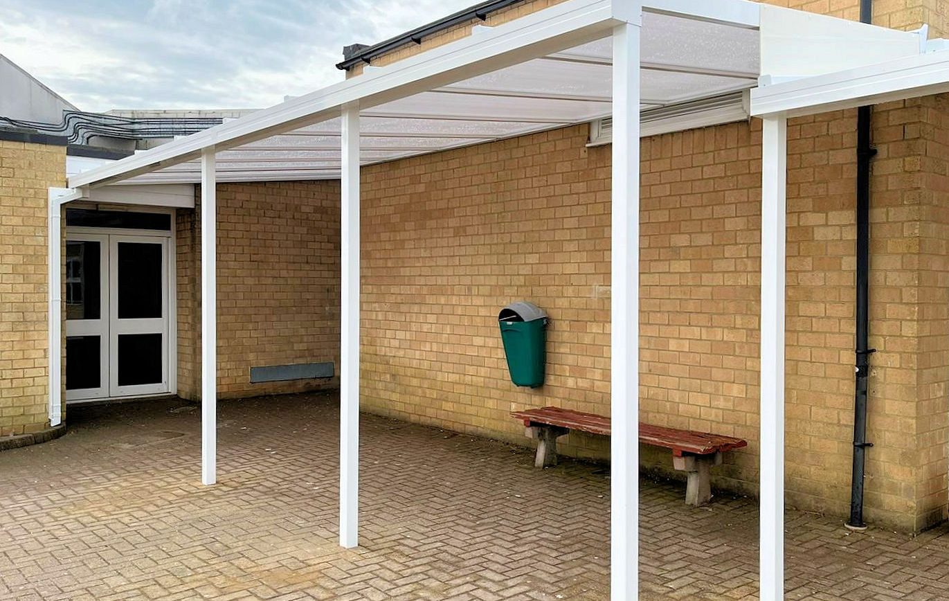 Vandyke Upper School – Wall Mounted Canopy