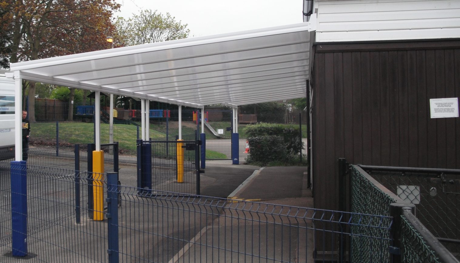 Warrender Junior & Infant School – Wall Mounted Canopy