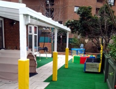 Rain won’t stop play at Ashburnham School Children’s Centre