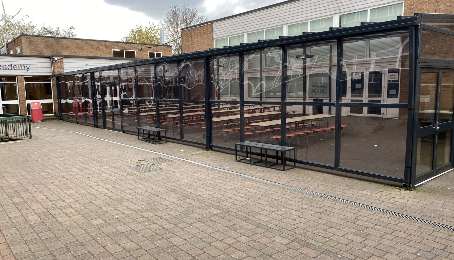 Managing Construction Projects in Sensitive Environments